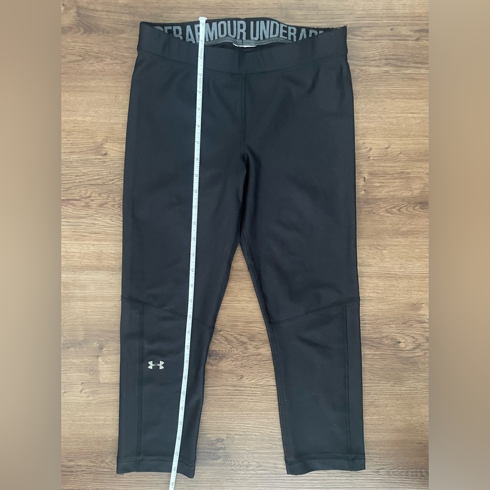 Women’s Under Armour Black Leggings Reflective Athletic Wear - Size XS